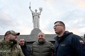 Lithuania donates equipment to Ukraine as part of Demining Coalition effort in Kyiv