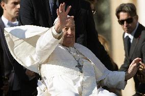 Pope Francis at St. Peter's Square - Vatican