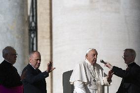 Pope Francis at St. Peter's Square - Vatican