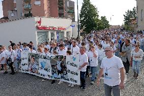 Silent March in tribute to Nicolas Dumas - Romans-sur-Isere