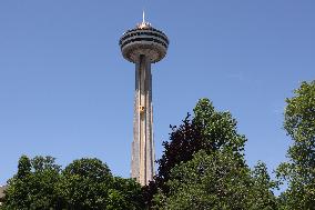 Daily Life In Niagara Falls, Canada