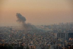 Massive Israeli Airstrikes Hit Southern Suburbs - Beirut