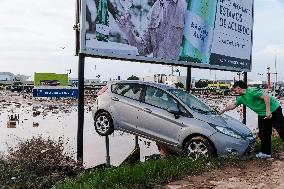 At Least 89 People Remain Missing After Floods - Eastern Spain