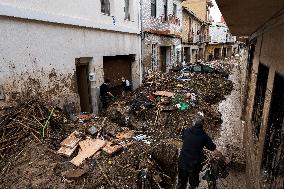 At Least 89 People Remain Missing After Floods - Eastern Spain