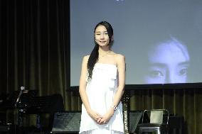 Female Singer Vicky Chen