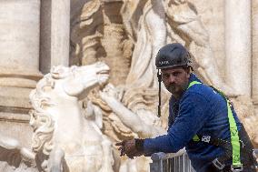 Trevi Fountain Closed For Restoration - Rome