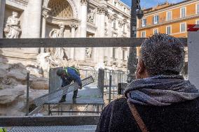 Trevi Fountain Closed For Restoration - Rome