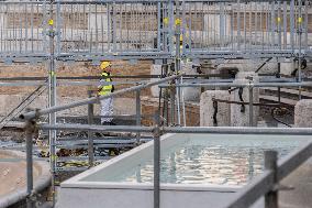 Trevi Fountain Closed For Restoration - Rome