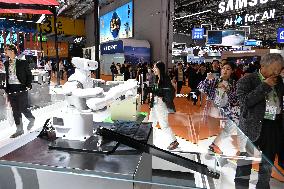 Robot Booth at 7TH CIIE in Shanghai