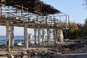 Construction next to inclusive beach in Odesa