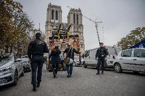 Notre-Dame Welcomes Three New Bells - Paris