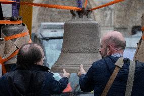 Notre-Dame Welcomes Three New Bells - Paris