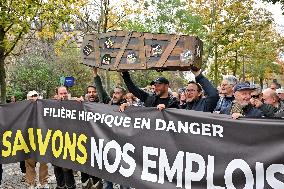 Demonstration Of The Horse-Racing Industry - Paris