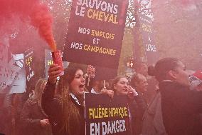 Demonstration Of The Horse-Racing Industry - Paris