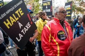 Rally Against Horse Betting Taxation - Paris