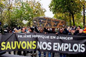 Protesters Rally in Paris Against Betting Tax Hike Impacting Horse Racing