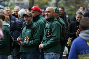 Horse Racing Associations And Professionals Demonstrate In Paris