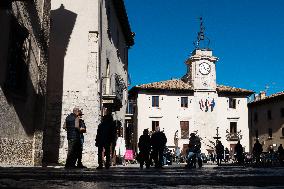 Daily Life In Pescocostanzo, Italy