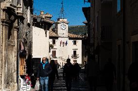 Daily Life In Pescocostanzo, Italy