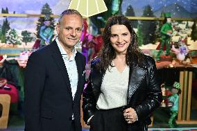 Juliette Binoche Inaugurates The Printemps Window Displays - Paris