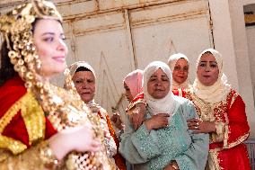 Bedouin Women Celebrate Wedding In Tunisia