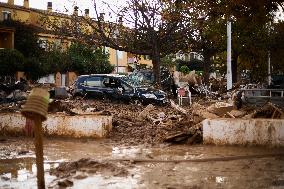 Devasting Scenes From The Paiporta Flood