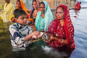 Chhath Puja In Ahmedabad