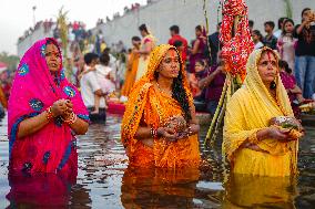 Chhath Puja In Ahmedabad