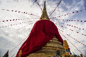 The Sacred Red Cloth Ceremony The Golden Mount Temple.