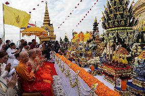 The Sacred Red Cloth Ceremony The Golden Mount Temple.