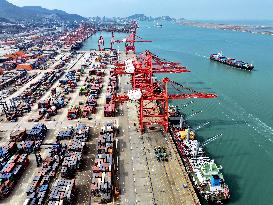 Container Terminal in Lianyungang Port