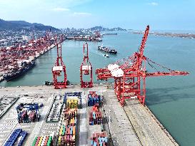 Container Terminal in Lianyungang Port