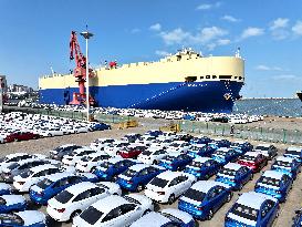 Vehicles Export in Lianyungang Port