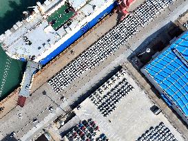 Vehicles Export in Lianyungang Port