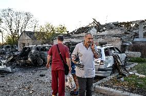 Aftermath of November 7 Russian guided bomb strike in Zaporizhzhia