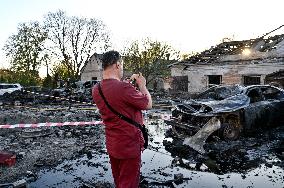 Aftermath of November 7 Russian guided bomb strike in Zaporizhzhia