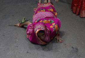 Last Day Of Chhath Puja Festival In Kolkata, India - 08 Nov 2024