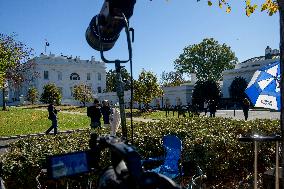 Journalists At The White House - Washington