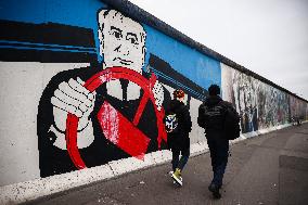 35th Anniversary Of The Fall Of The Berlin Wall Previews