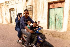 Daily Life In Tunisia