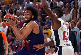 FC Barcelona v Baskonia Vitoria Gasteiz - Turkish Airlines EuroLeague