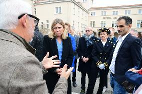 Mrs. Yael Braun Pivet Visit The Market Of Neuville Sur Saone