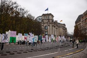 35th Anniversary Of The Fall Of The Berlin Wall