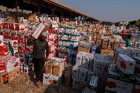 Asia’s 2nd Largest Fruit Market In Kashmir