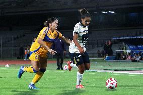 Quarterfinals Pumas v Tigres - Liga BBVA MX Femenil