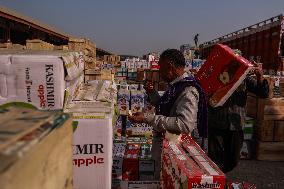 Asia’s 2nd Largest Fruit Market In Kashmir