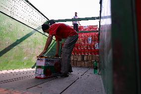 Asia’s 2nd Largest Fruit Market In Kashmir