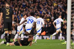 Leeds United FC v Queens Park Rangers FC - Sky Bet Championship