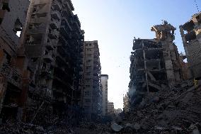 Israeli Airstrike Aftermath - Beirut