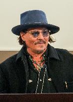 Johnny Depp At Press Conference For Modi - Madrid